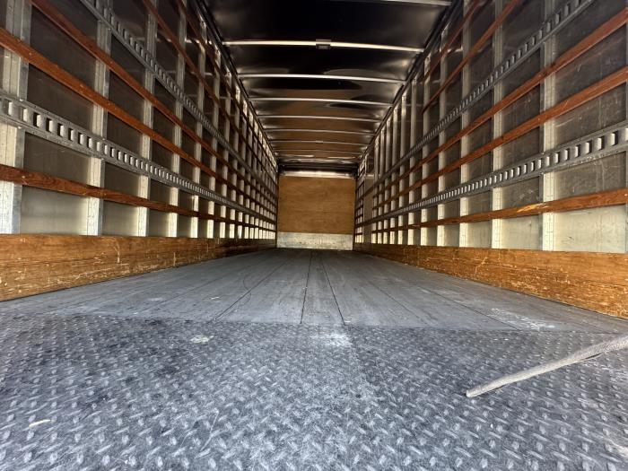 2019 Peterbilt 337-9