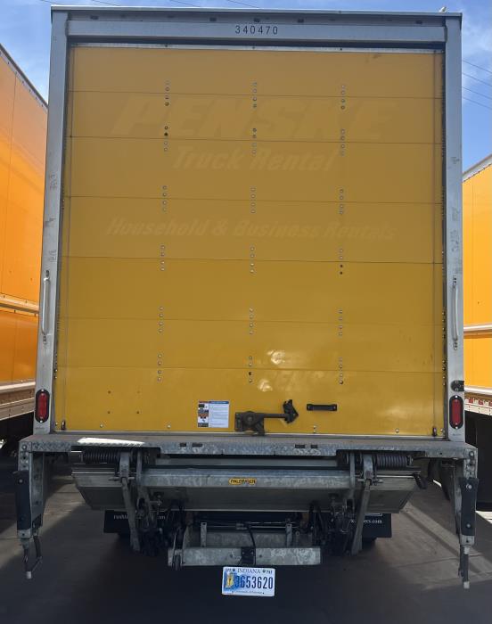 2020 Hino 268A-4