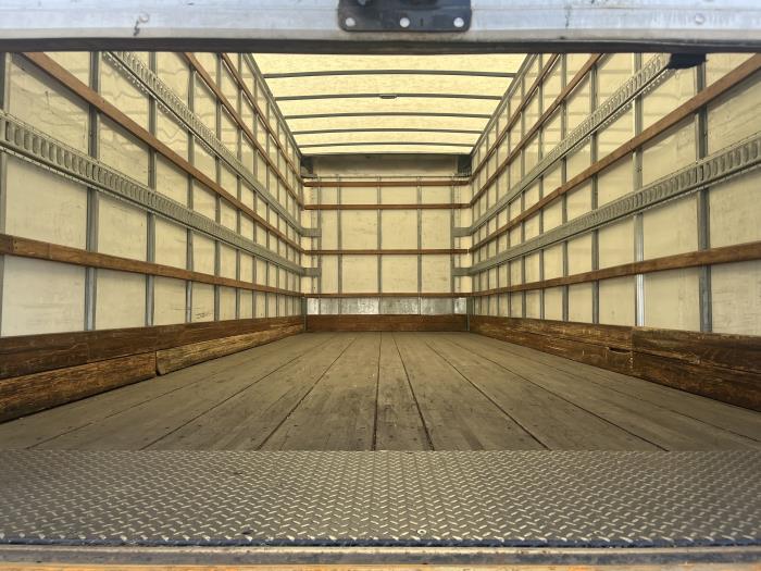 2019 International 4300-6