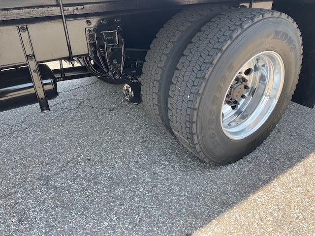 2020 Peterbilt 337-3