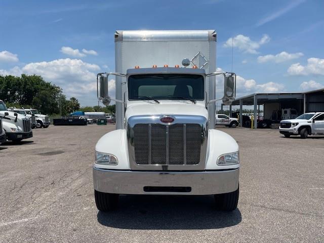 2020 Peterbilt 337-11