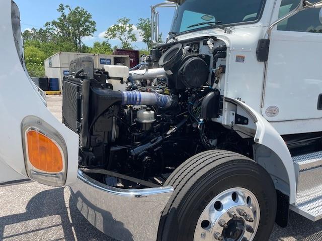 2020 Peterbilt 337-13