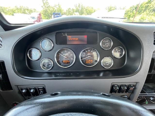 2020 Peterbilt 337-15