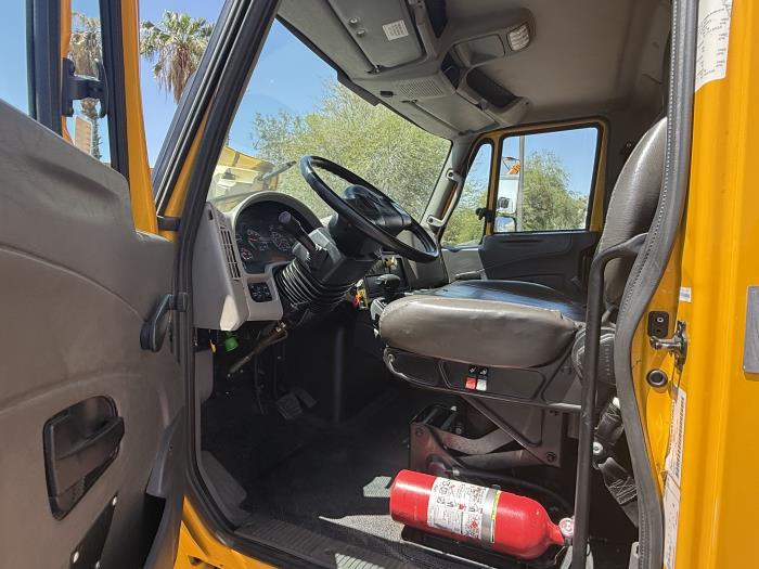 2019 International 4300-12