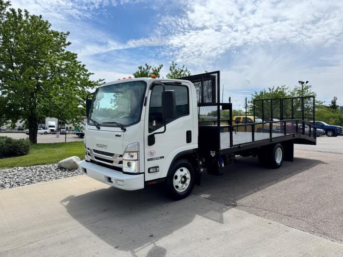 2024 Isuzu NPR-HD-1