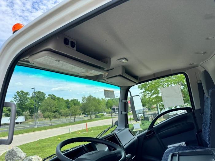 2024 Isuzu NPR-HD-15