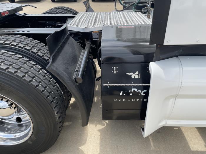 2022 Peterbilt 579-5