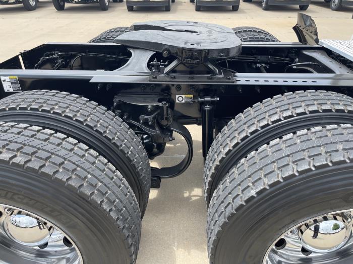 2022 Peterbilt 579-6