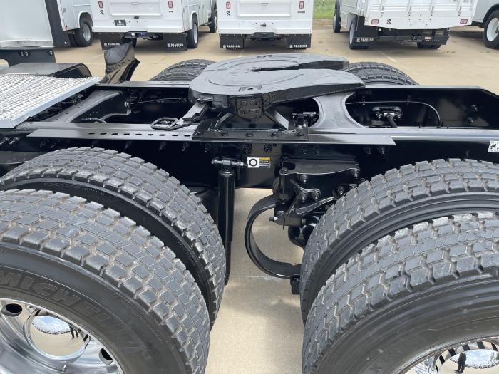 2022 Peterbilt 579-11