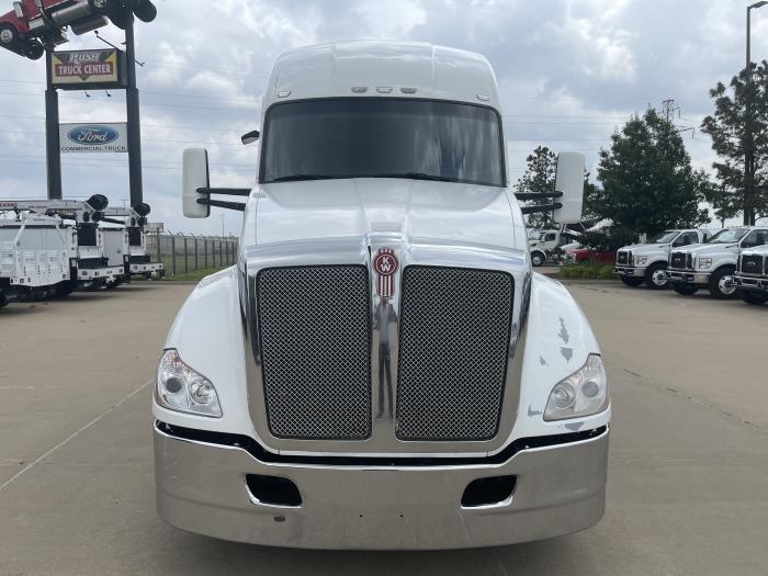2020 Kenworth T680-2