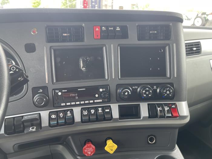 2020 Kenworth T680-13