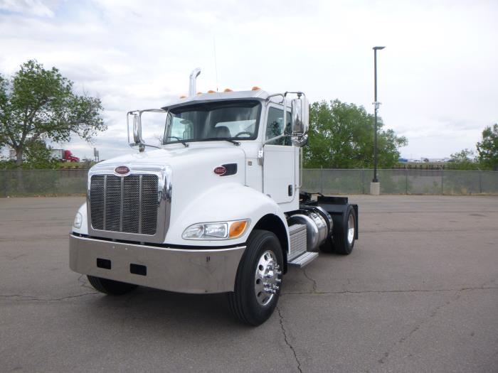 2018 Peterbilt 337-1