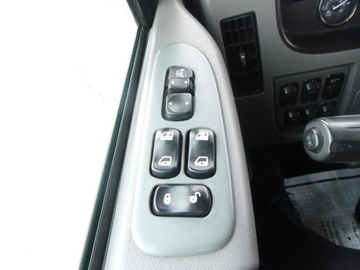 2018 Peterbilt 337-23