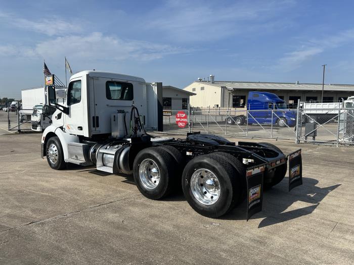 2020 Peterbilt 579-2