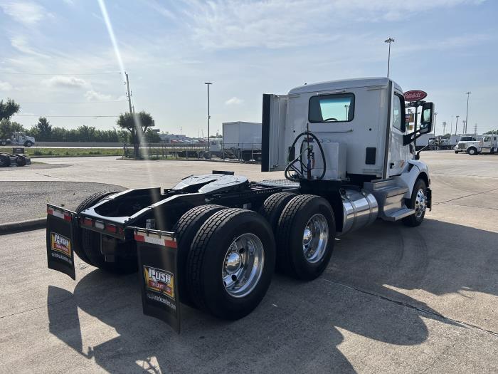2020 Peterbilt 579-4