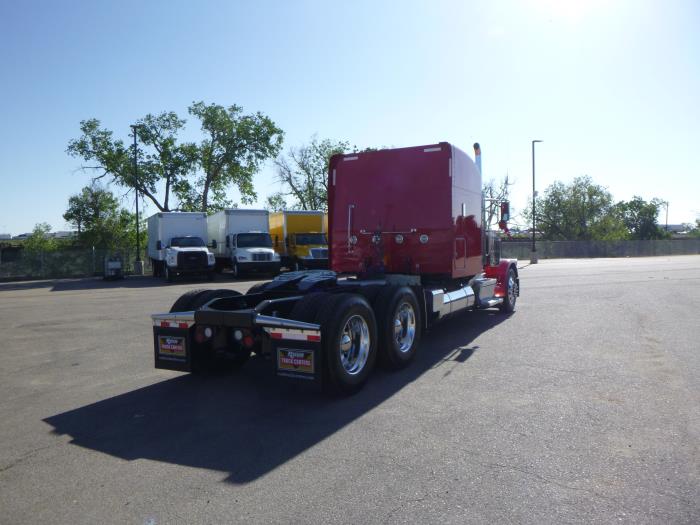 2019 Peterbilt 389-6