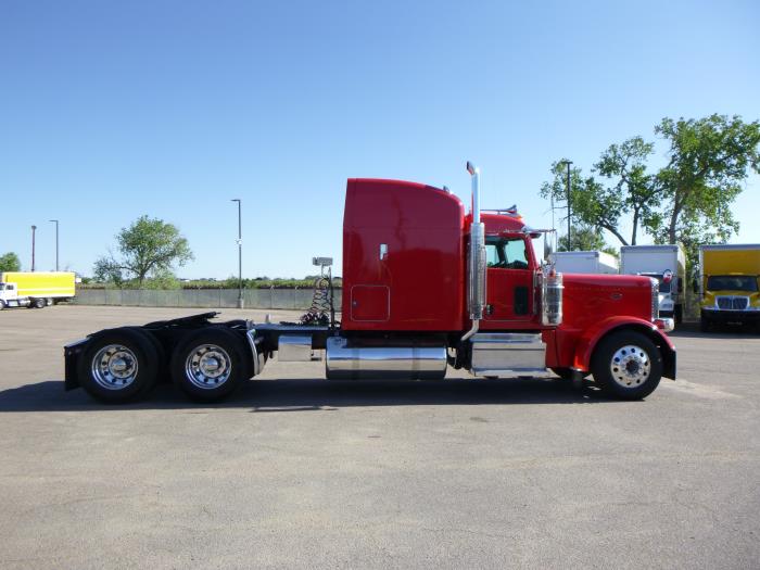 2019 Peterbilt 389-7