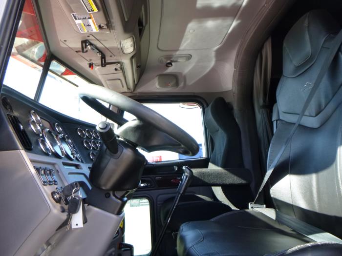 2019 Peterbilt 389-14