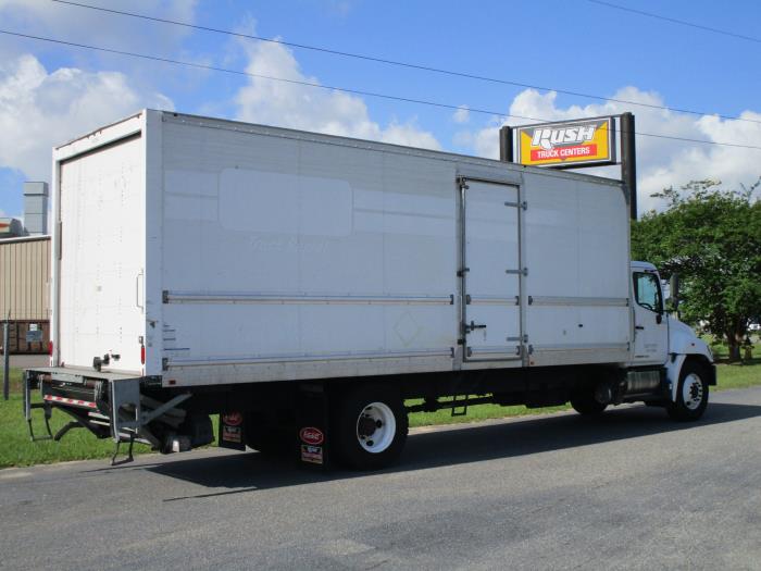 2020 Hino 268A-9