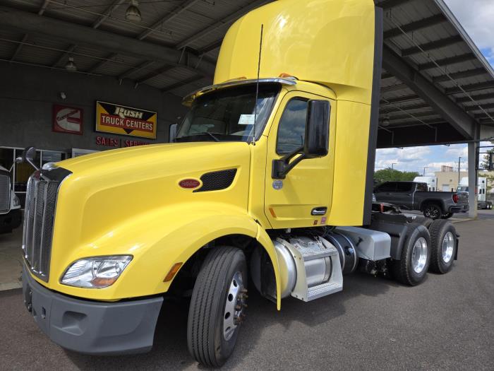2021 Peterbilt 579-18