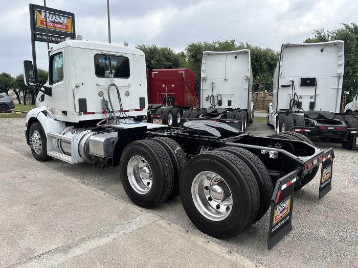 2020 Peterbilt 579-2