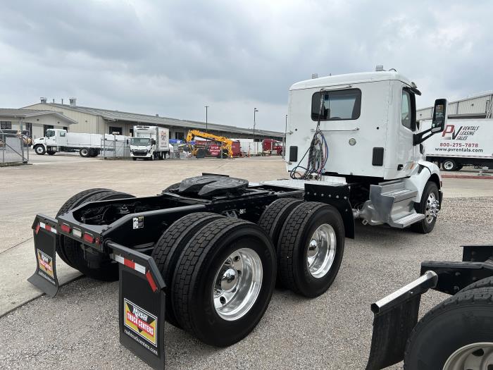 2020 Peterbilt 579-4