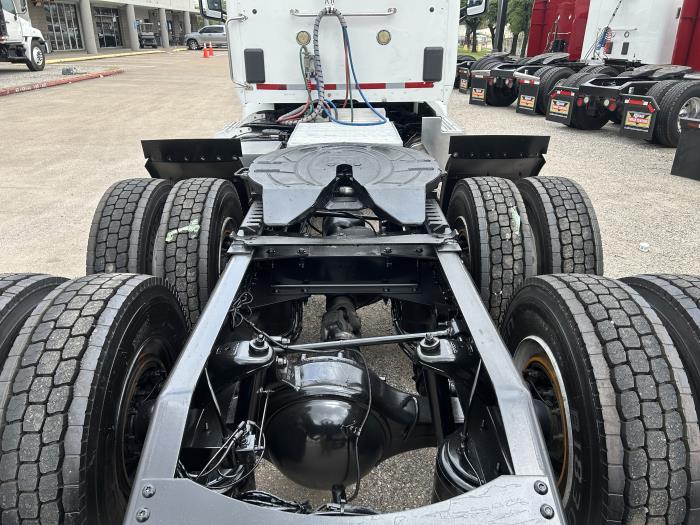 2020 Peterbilt 579-12