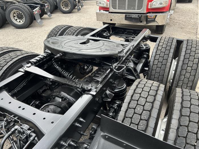 2020 Peterbilt 579-13