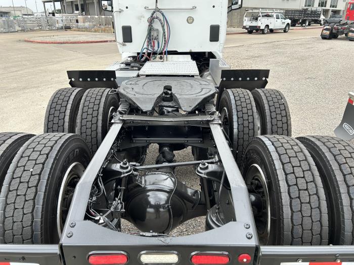 2020 Peterbilt 579-12