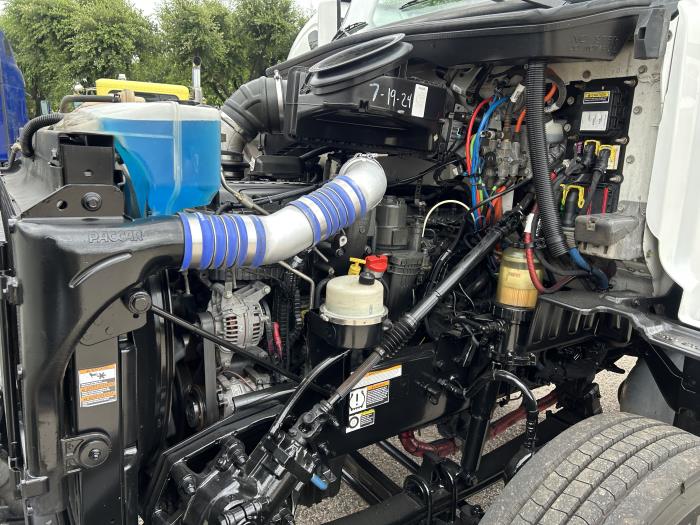 2020 Peterbilt 579-15