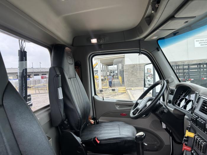 2020 Peterbilt 579-21