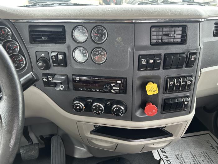 2020 Peterbilt 579-27