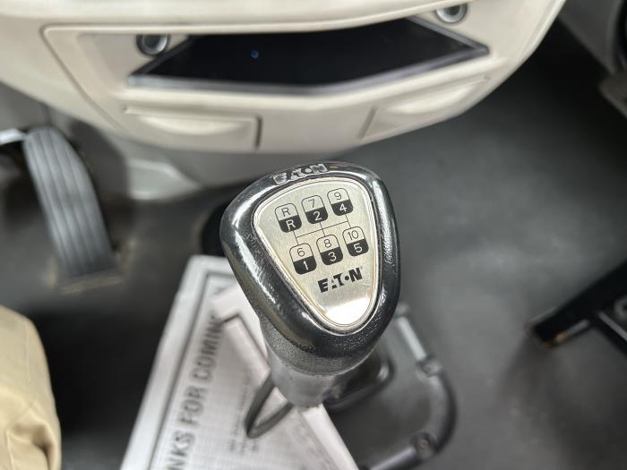 2020 Peterbilt 579-29