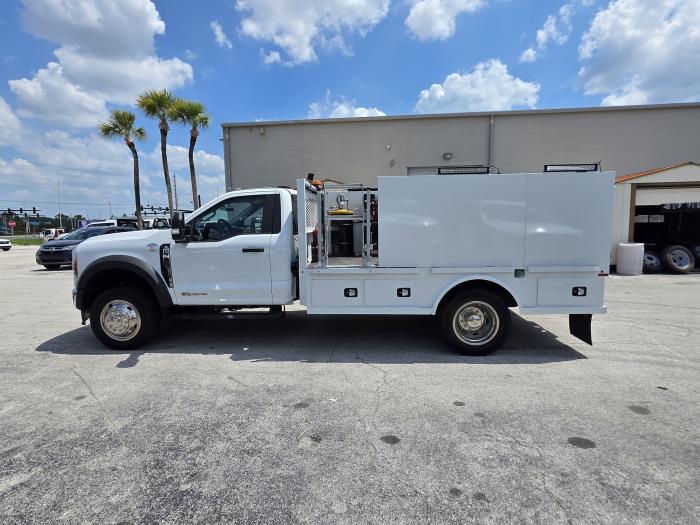 2024 Ford F-550-8