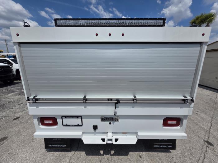2024 Ford F-550-11