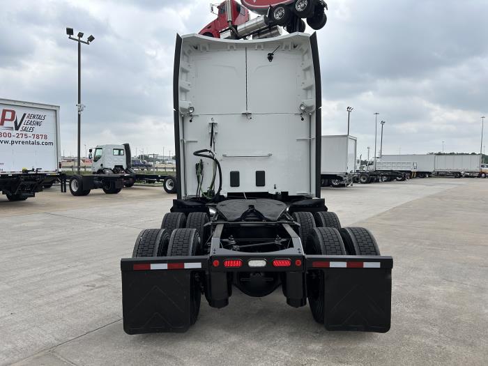 2021 Peterbilt 579-4