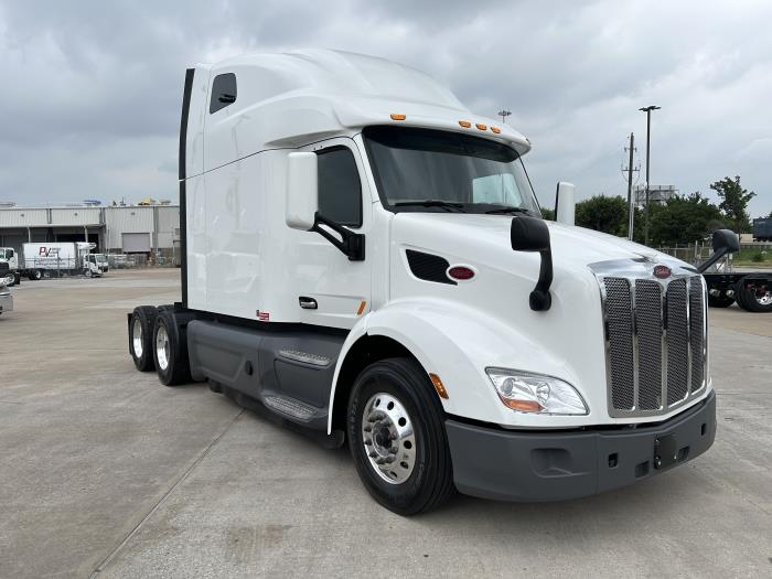 2021 Peterbilt 579-7