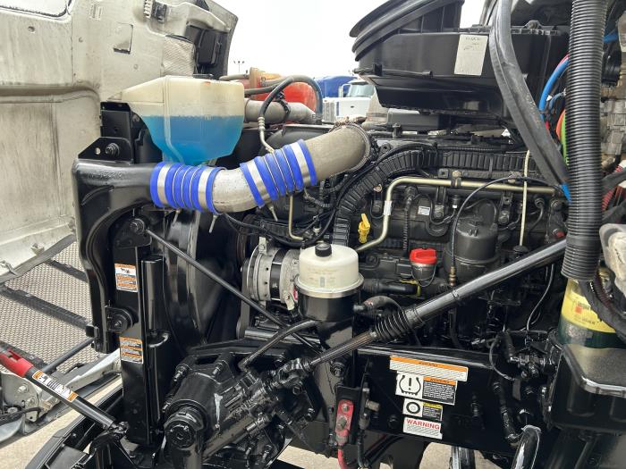 2021 Peterbilt 579-17