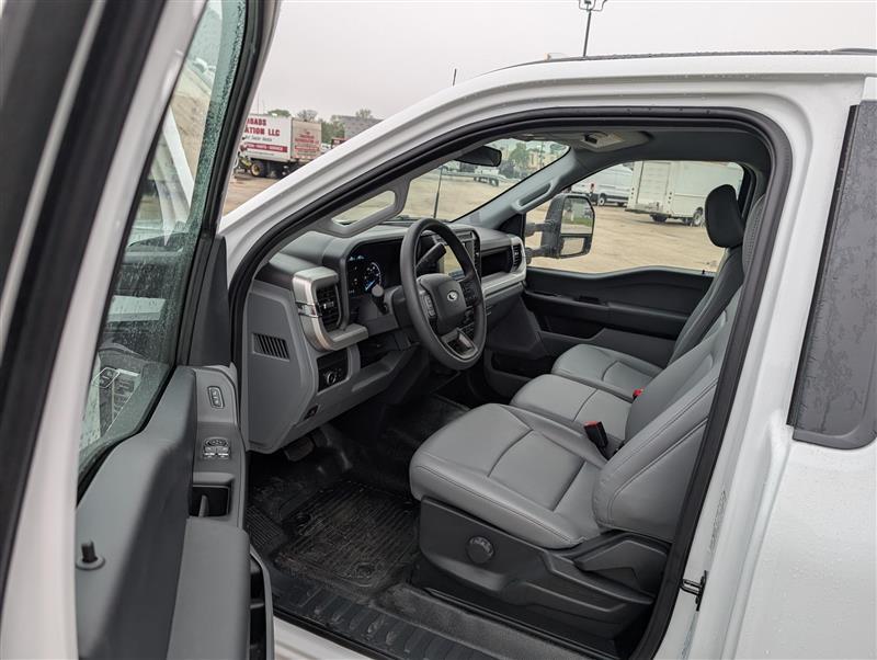 New 2025 Ford F-550 Regular Cab Morgan Truck Body for sale #1874811 - photo 14