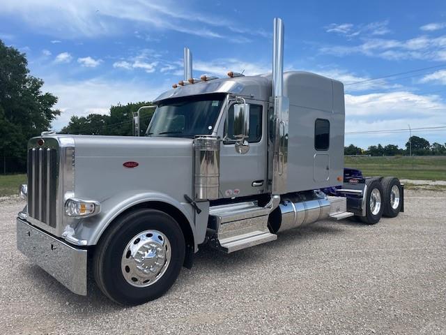 2026 Peterbilt 589-1