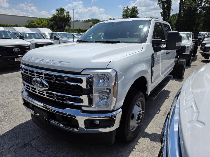 2025 Ford F-350-1
