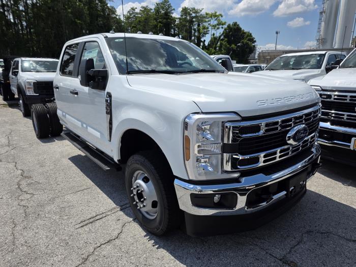 2025 Ford F-350-2