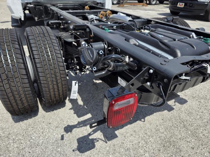 2025 Ford F-350-7