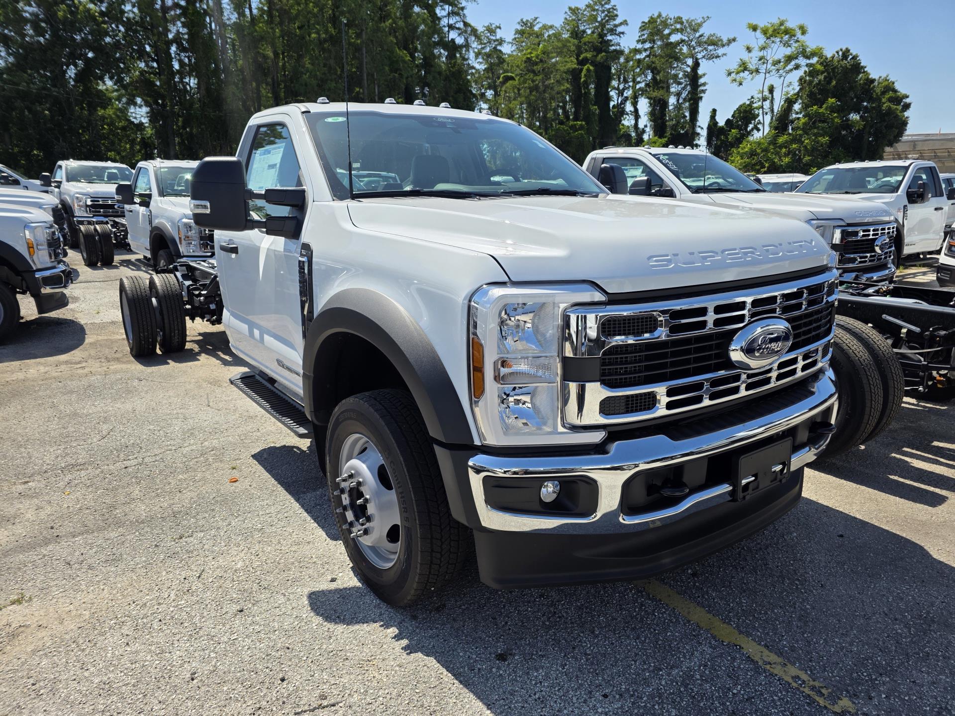 New 2025 Ford F-550 Regular Cab Cab Chassis for sale #1899589 - photo 5