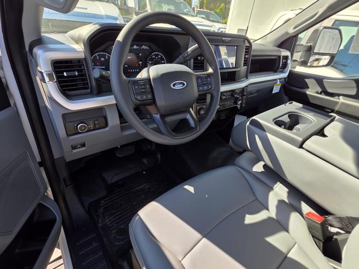 2025 Ford F-450-9