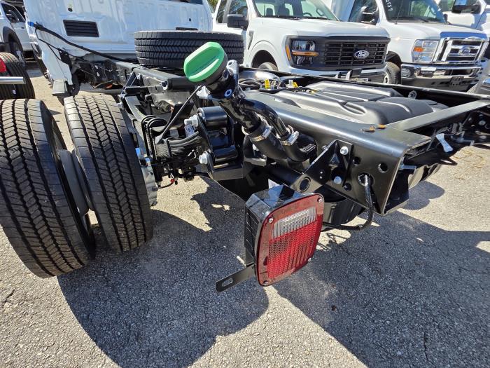 2025 Ford F-450-7
