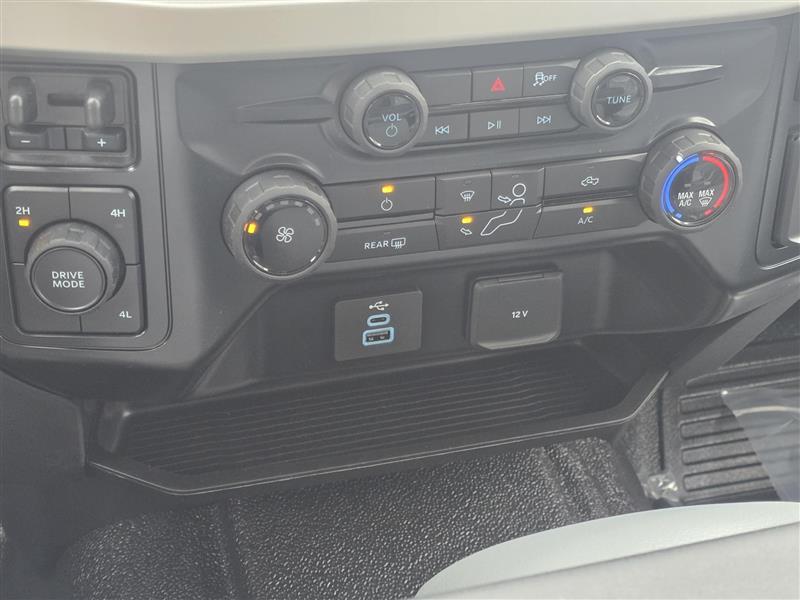 New 2025 Ford F-350 Super Cab 4x4 Reading SLU108-DW 9' Service Truck for sale #1904954 - photo 13