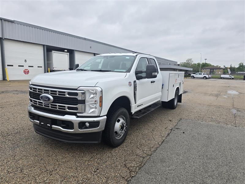 New 2025 Ford F-350 Super Cab 4x4 Reading SLU108-DW 9' Service Truck for sale #1904954 - photo 1