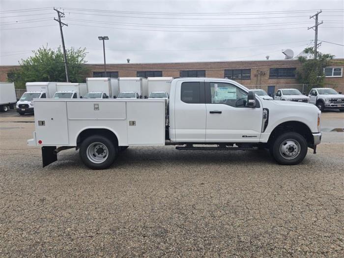 2025 Ford F-350-6