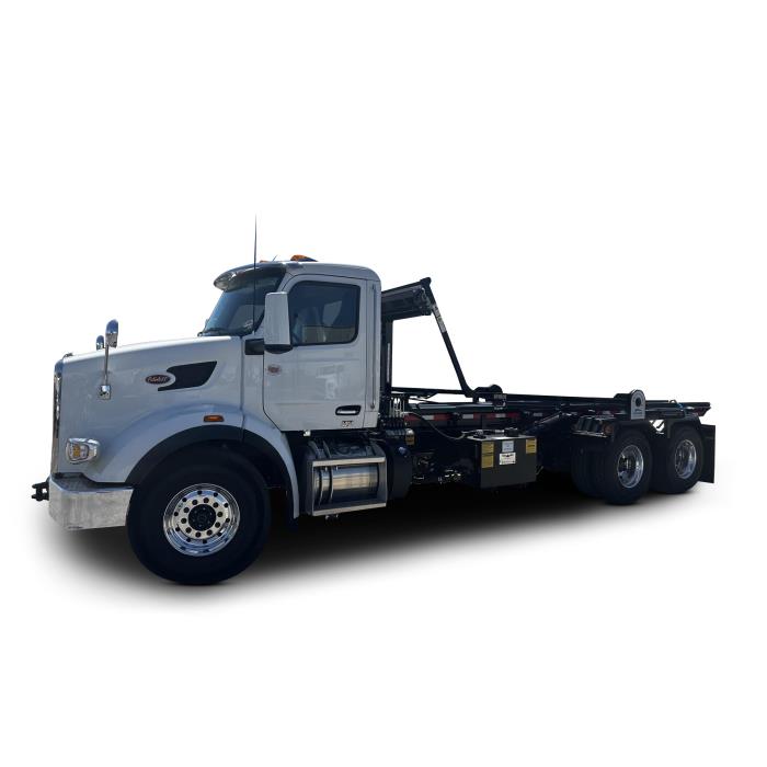 2025 Peterbilt 567-0